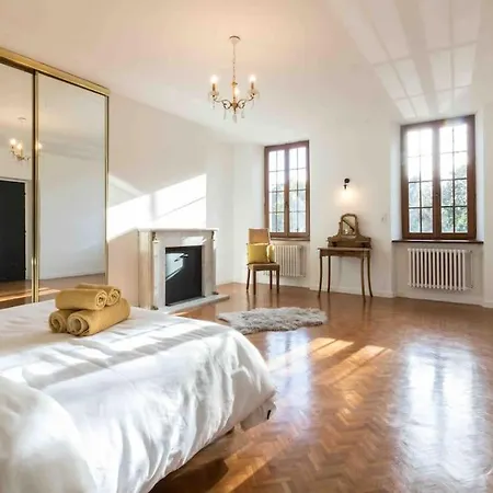 Domaine Des Airs De Toscane 펜션