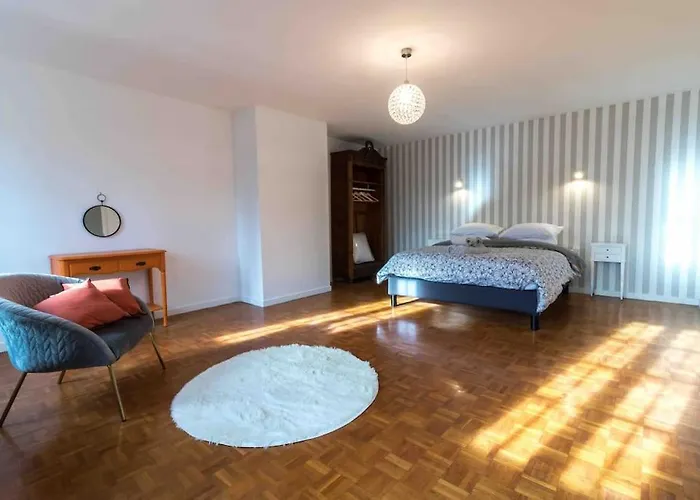 펜션 Domaine Des Airs De Toscane Cazeres